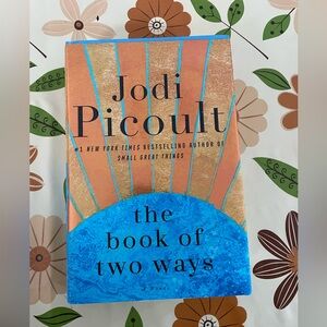 🌻3/$20 Jodi Picoult 'The Book of Two Ways' Hardcover novel